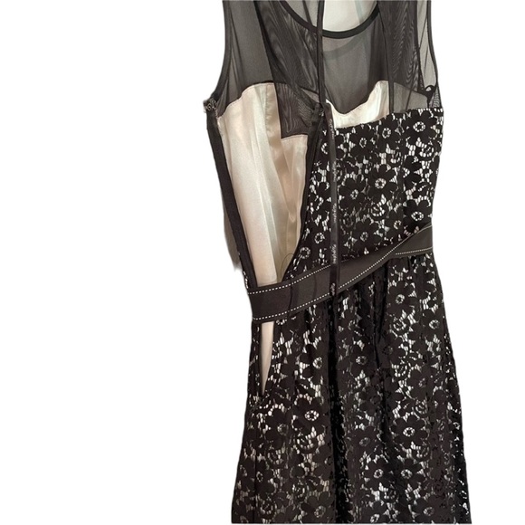 INSPIRE ME Junior Girls Lace Formal Dress Sleeveless Size 7 - Picture 3 of 7